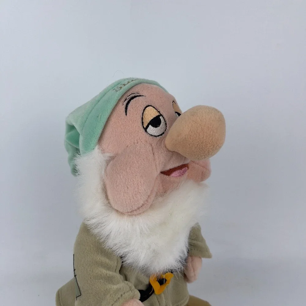 Disney Store‎ Snow White & the Seven Dwarfs Sleepy Plush 11